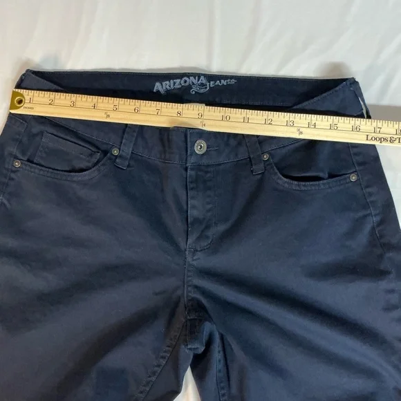 Arizona Jean Company Sateen Narrow Leg Blue Jeans with Branded Button - Picture 5 of 9